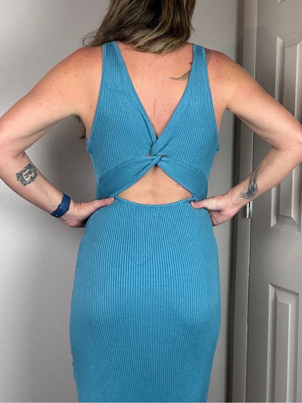 Sleeveless Ribbed Midi Dress in Teal Blue - Picture 5 of 12